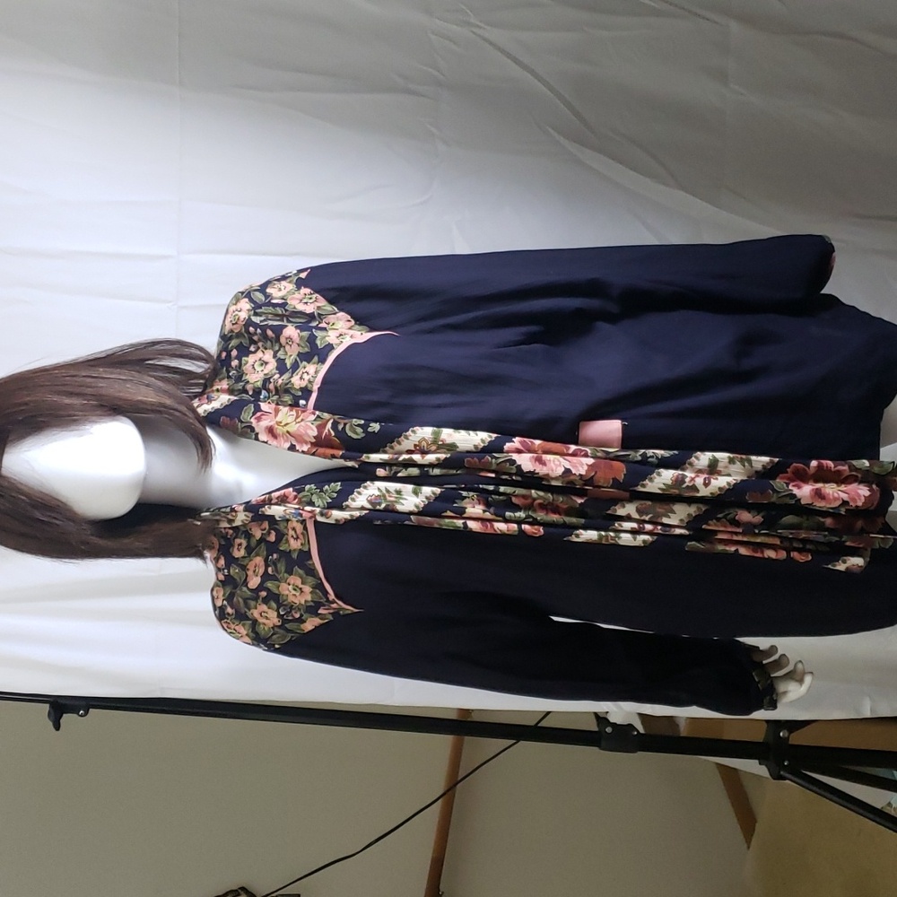 Long top with ties